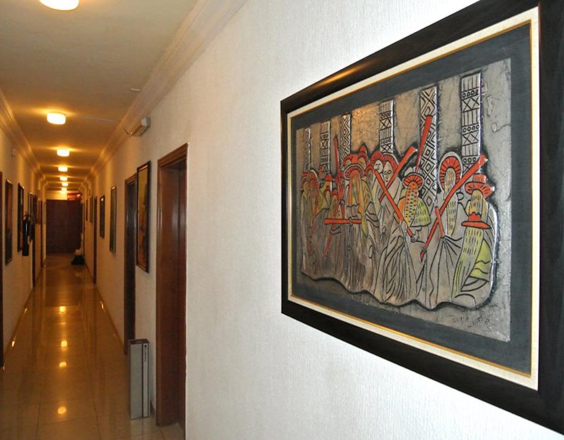 La Playa Suites Lagos Luaran gambar