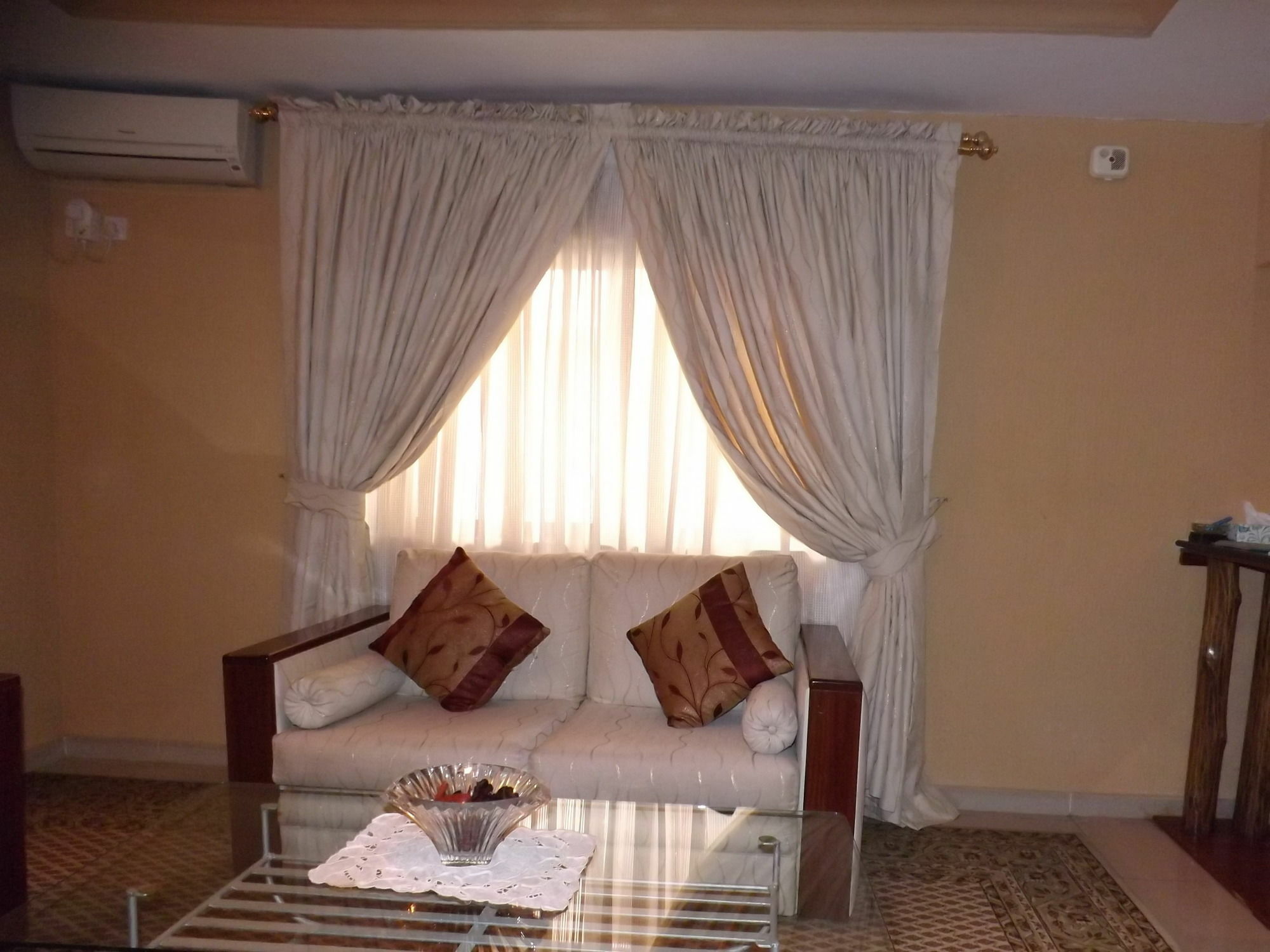La Playa Suites Lagos Luaran gambar