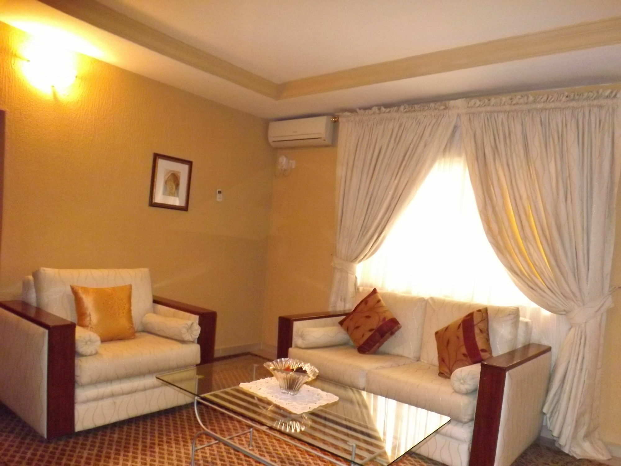 La Playa Suites Lagos Luaran gambar